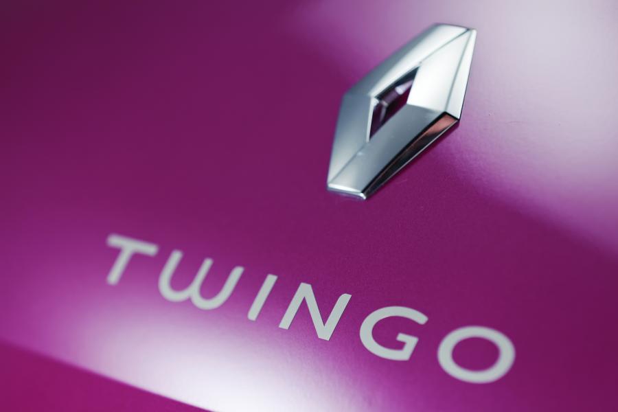  Renault Twingo 2011 года  (фото 60 из 83)